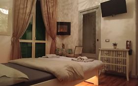 Studio Sedie Volanti